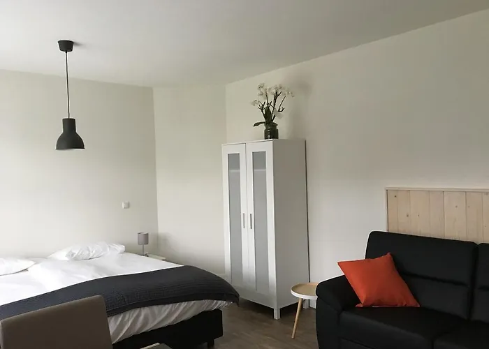 Bed & Bike De Hofstee